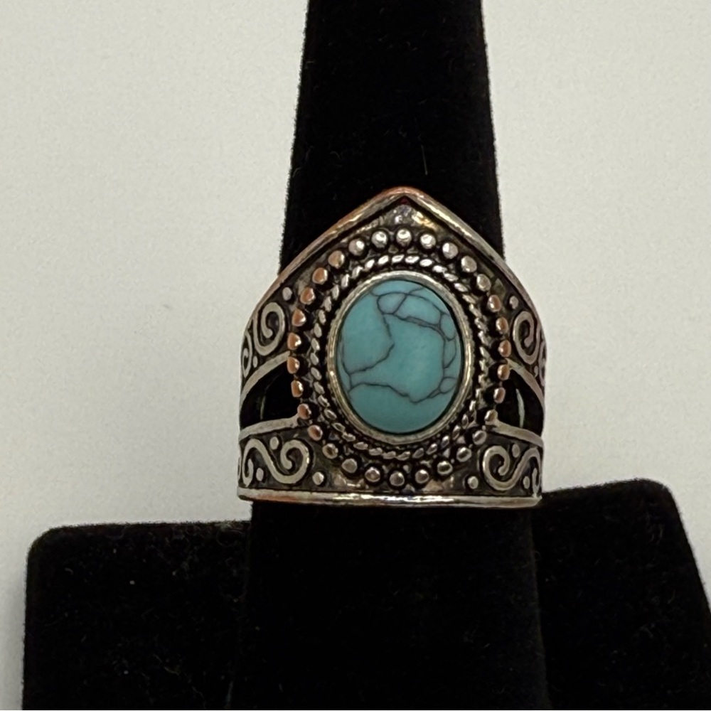 Oval Turquoise Silver Tone Filigree Ring Size 9
